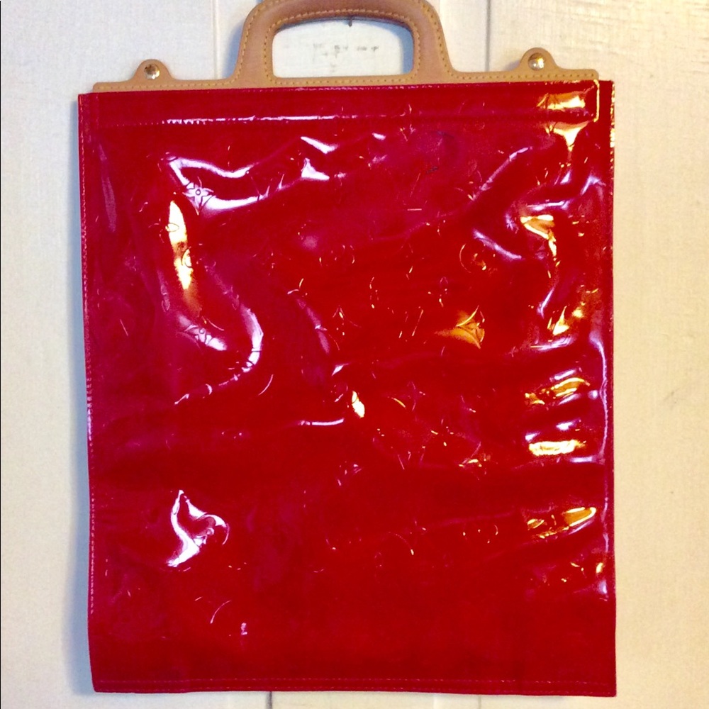 LOUIS VUITTON VERNIS RED TOTE
